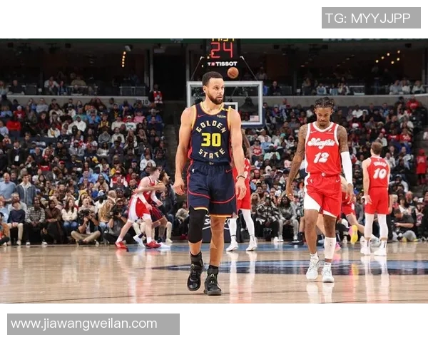 勇士与灰熊季后赛对决数据分析及精彩回顾